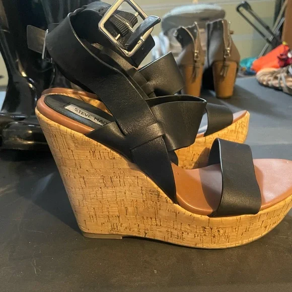 Wedges - Picture 2 of 2